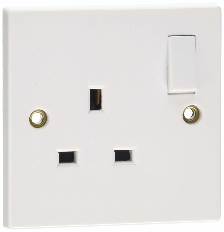 Pifco 13 Amp 1 Gang Switched Wall White Single Socket