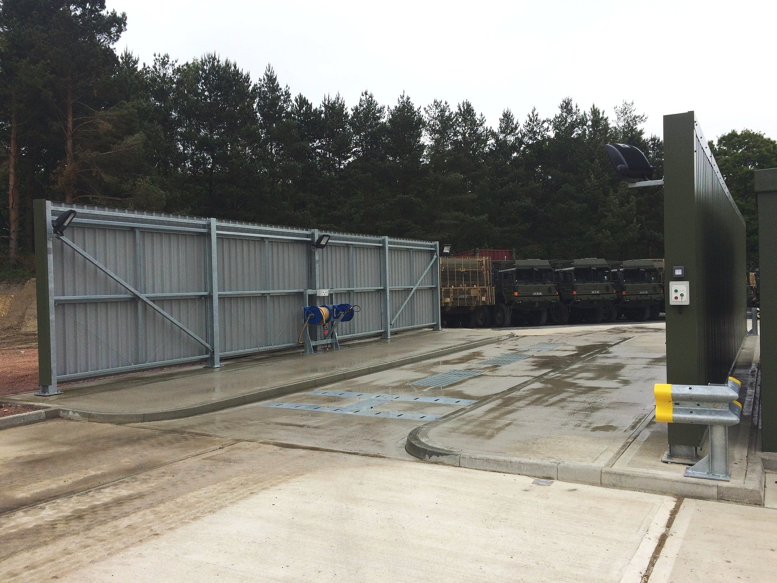 Industrial Vehicle Wash Bays