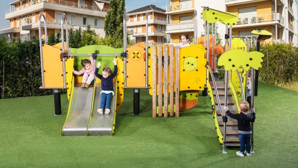 Play Equipment For Public Gardens And Parks