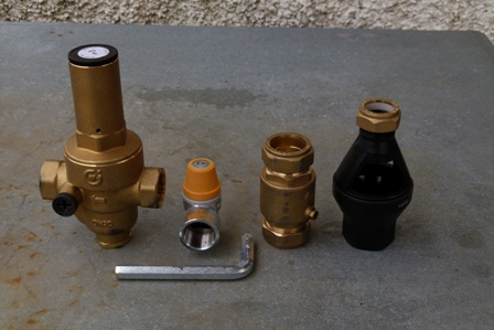 Pressure safety valve set