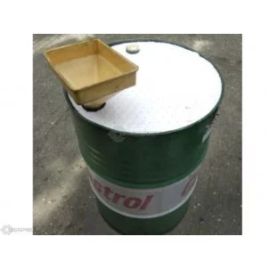 Convenient solution for containing and cleaning up oil spills in the workplace