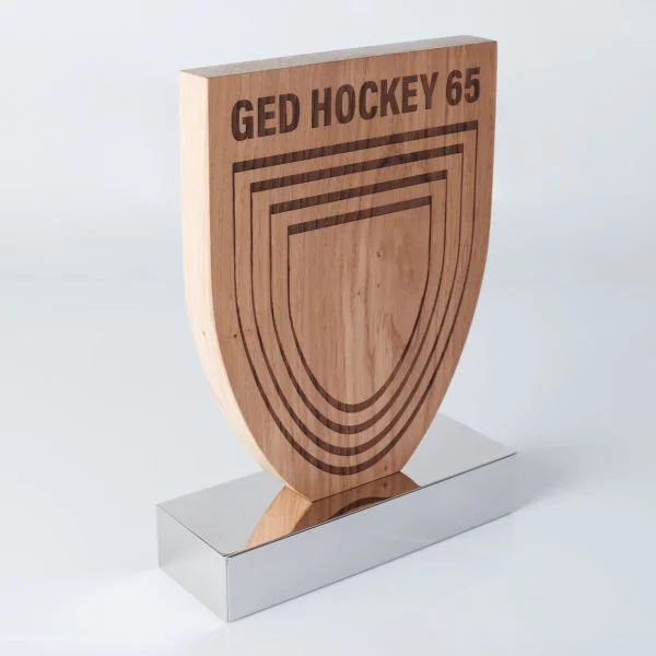 Golfer’s Commemorate Friend With Ged Hockey Award