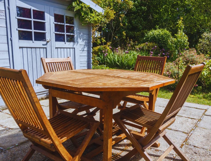 Protect, Store and Maintain Wooden Garden Furniture