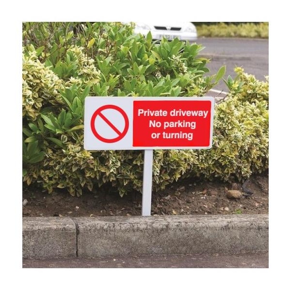 Private Driveway - No Parking or Turning - Verge Sign with 800mm Post