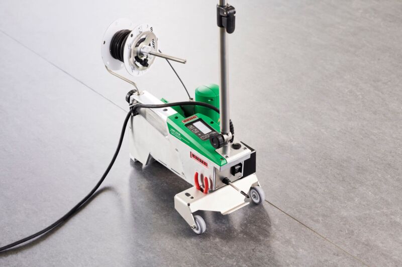 Leister UNIFLOOR 500 230v Automatic Safety/Vinyl Floor Welder 169.613