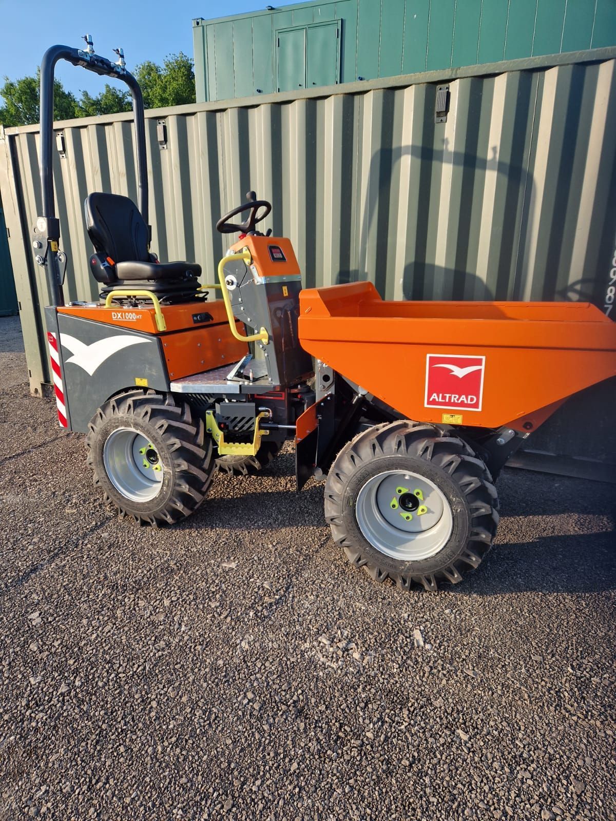 1T Dumper To Hire In Lincolnshire