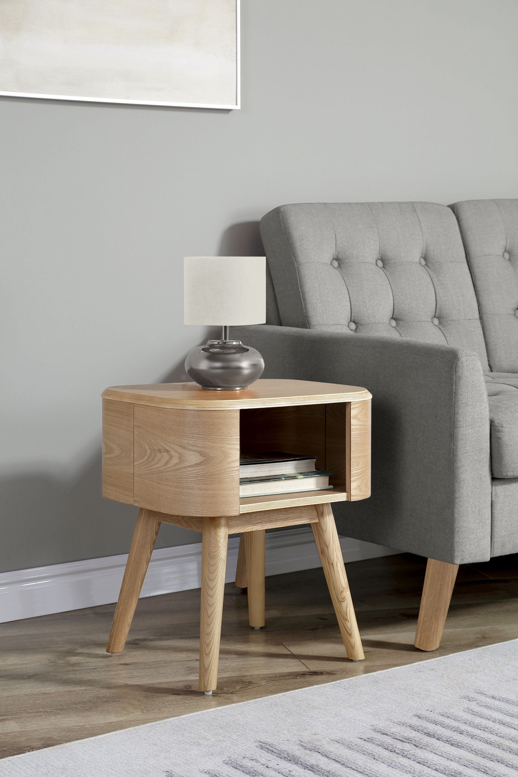 Specialising In Stunning Oak Veneer Lamp / Side Table - 500mm - JF812 UK