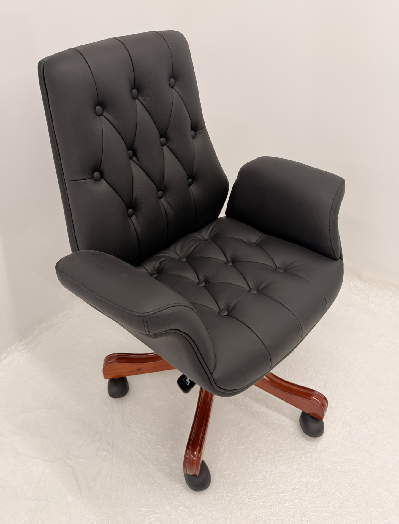 Specialising In Luxury Medium Back Black Genuine Leather Executive Chesterfield Office Chair - Reclining Feature - 2302B UK
