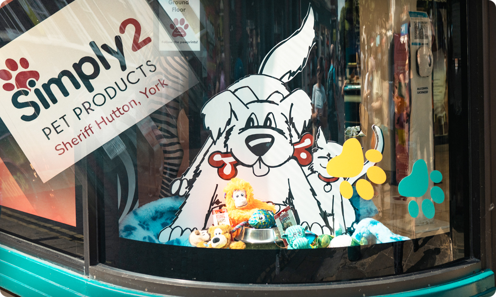 Movetech UK point-of-sale movement gets tails wagging in Simply2 Pet Products window display