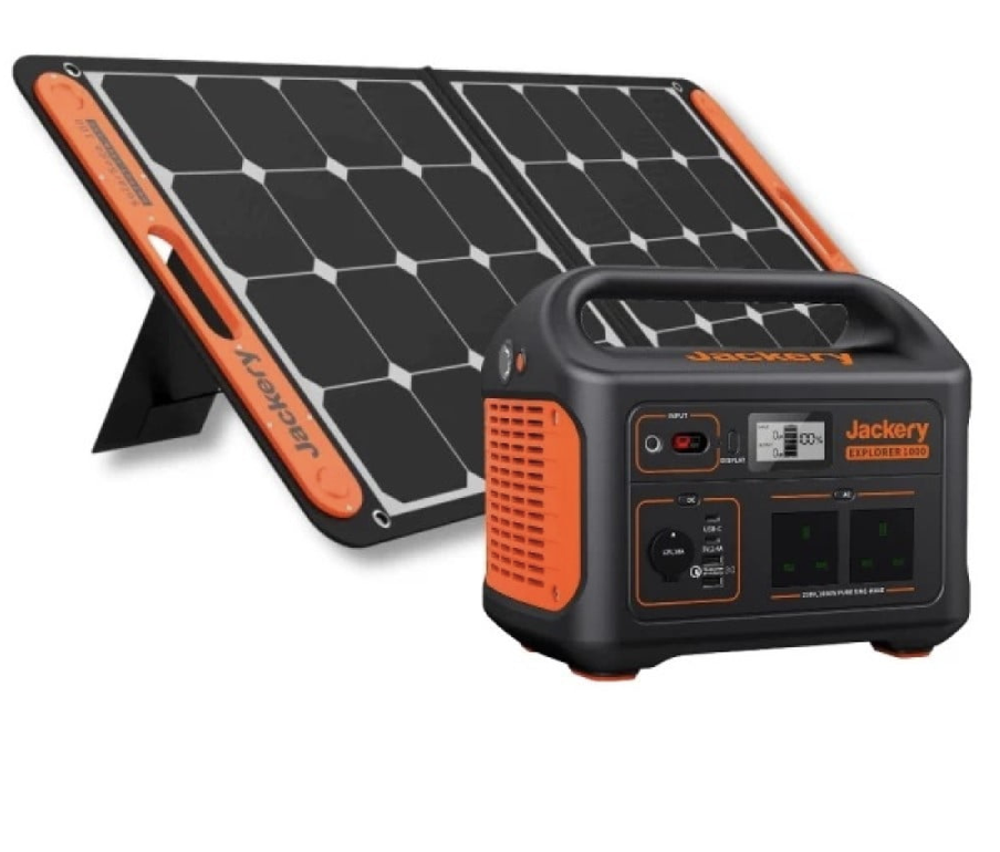 Jackery Explorer 1000 Portable Power Station + SolarSaga 100W Panel