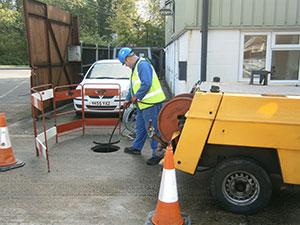 Internal Pipe Cleaning For Urinal Traps