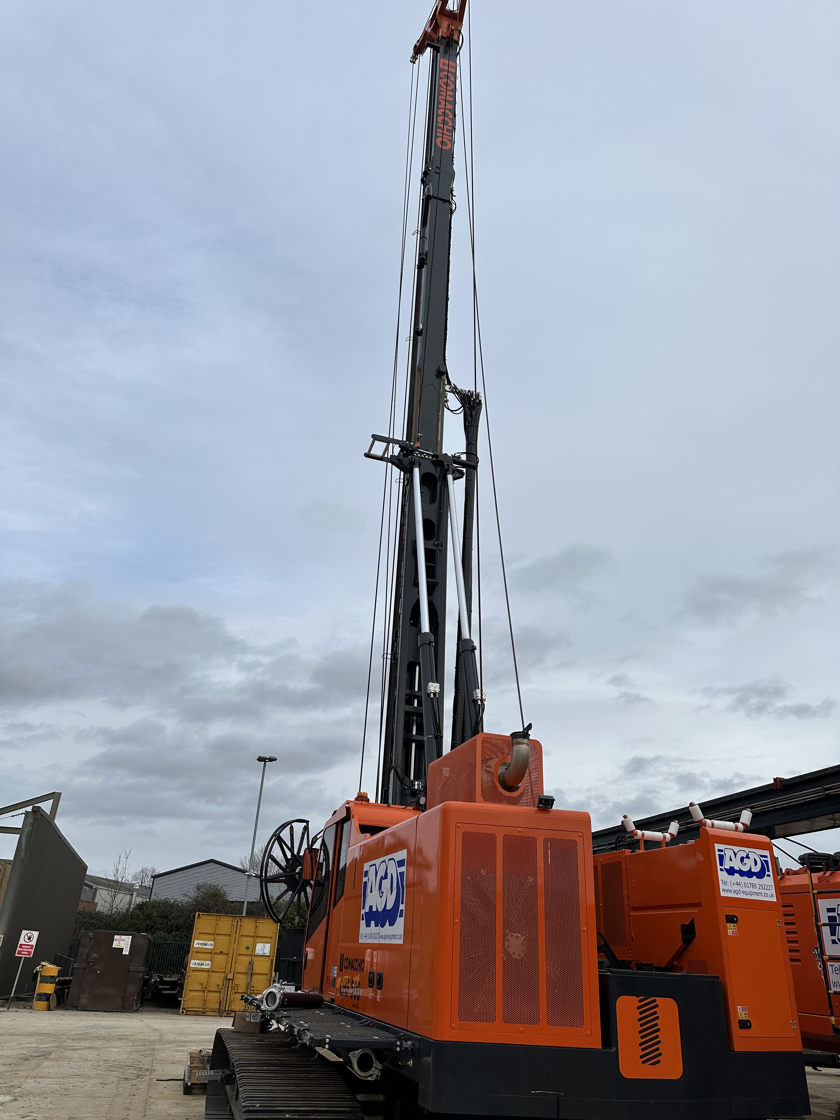 Suppliers of Comacchio Rotary Piling Rigs For Hire UK
