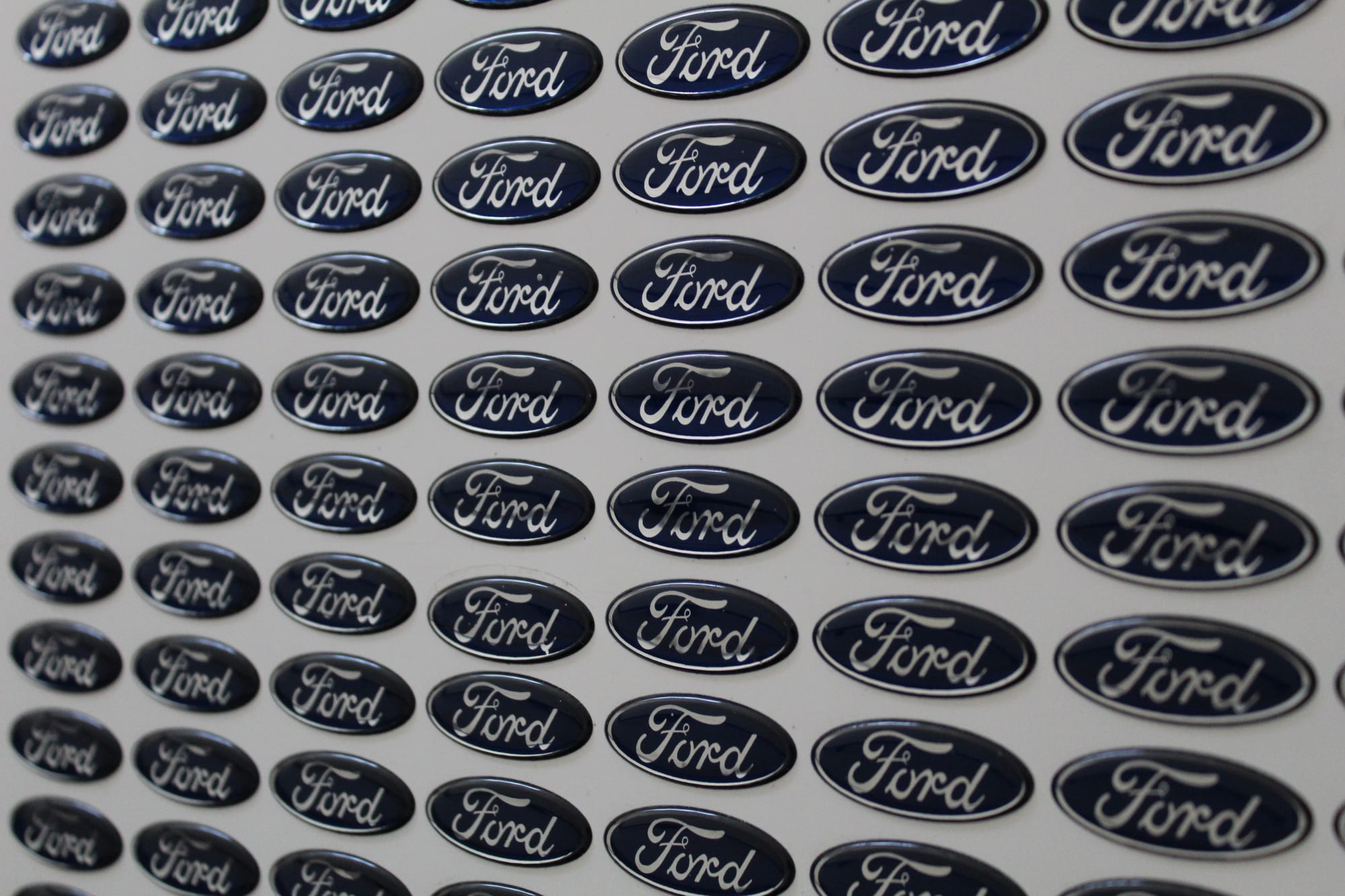 Professional 3D Domed Gloss Effect Stickers for Automotive Dealers
