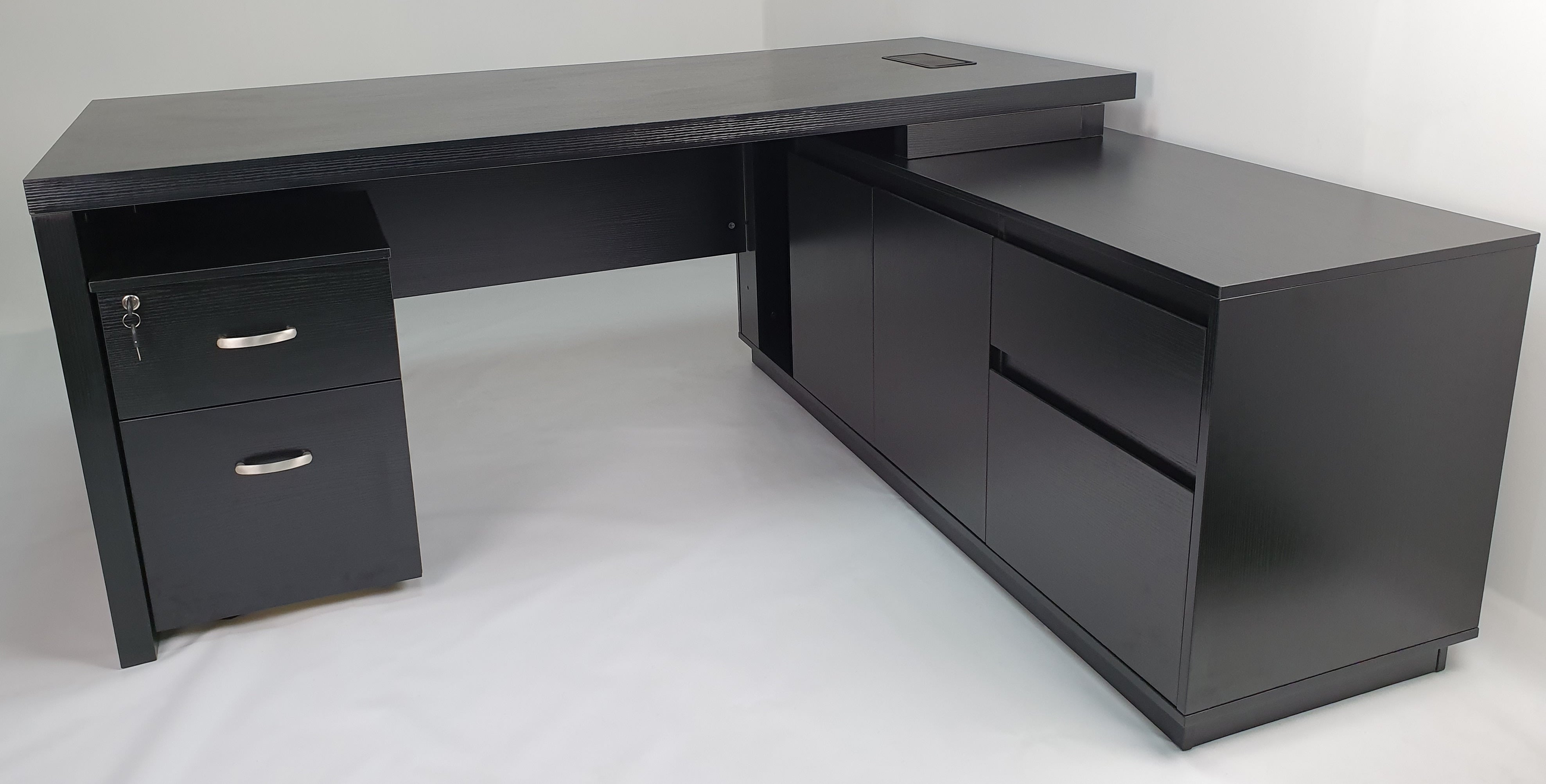 Quality Executive Office Right Hand Corner Desk in Black Ash - BG856 UK