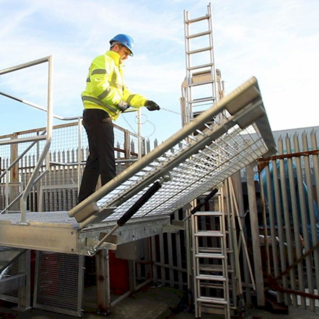 Tanker Folding Platform