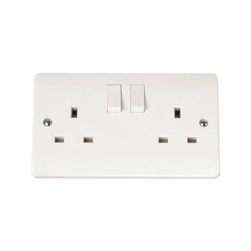 Click DP Switched Socket Clean Earth 13 Amp 1 Gang White PVC