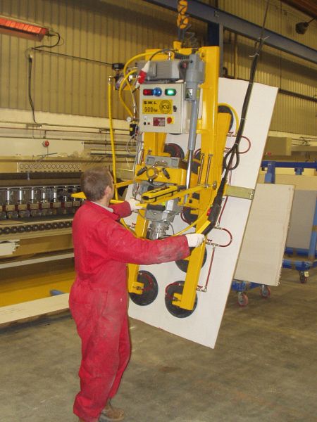 UK Suppliers of MDF Lifting Equipment