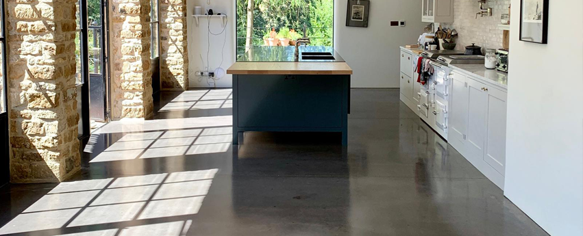 POLISHED CONCRETE RESTORATION IN THE COTSWOLDS