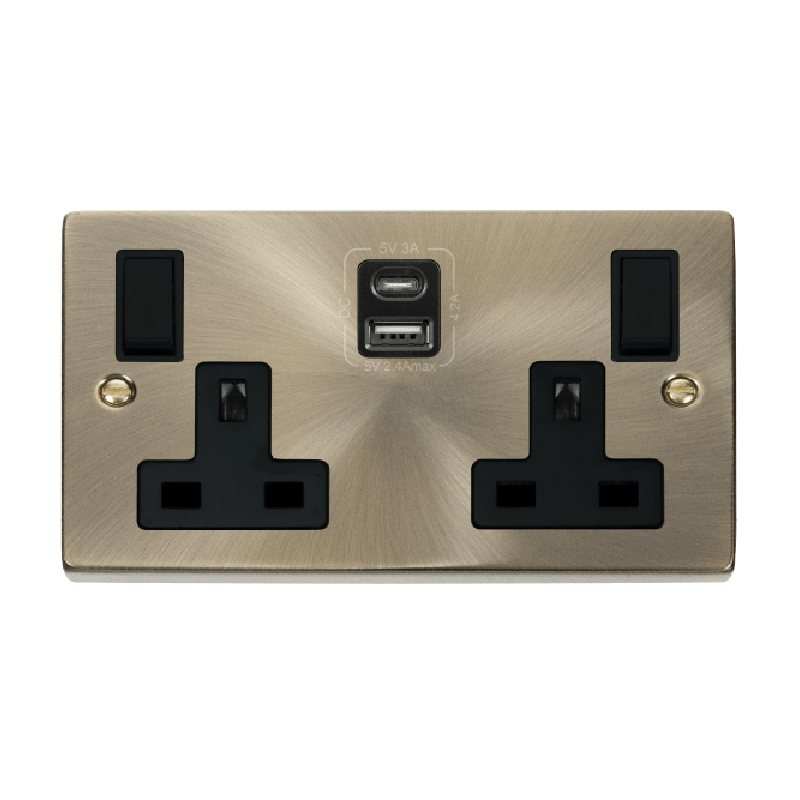 Click Deco 2G 13A Switched Socket With Type A & C USB 4.2A Outlets Antique Brass Insert Black