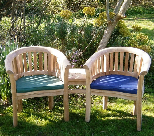 Suppliers of Teak Banana Companion Seat with Cushions UK