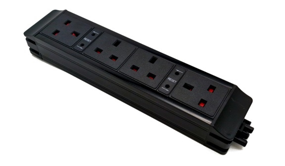 ICON-LINK-4 - Icon Link 4 port PDU 4x UK with 3.15A resettable thermal fuse