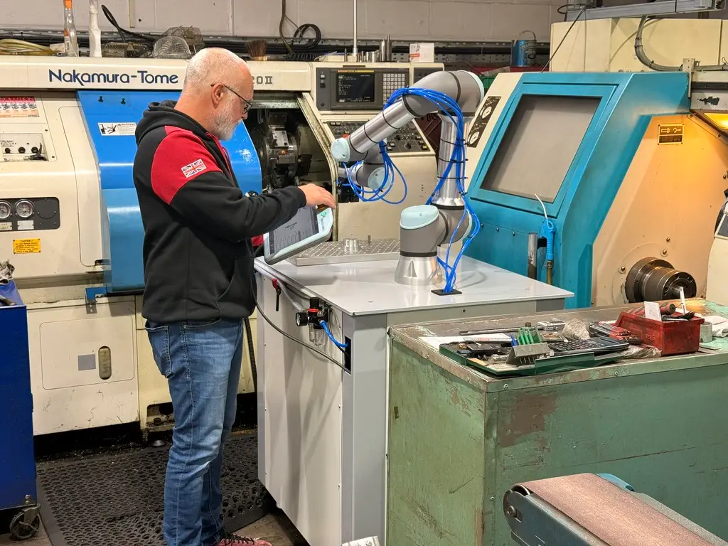 Automated CNC Machine Loading Services