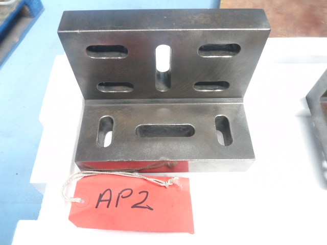 Open Ended Angle Plate