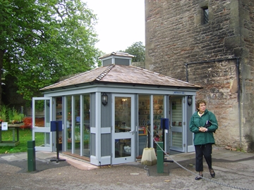 Eco-friendly Timber Framed Kiosk Building Project Managers
