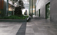large Volume Suppliers Of Outside Porcelain Tiles In The UK
