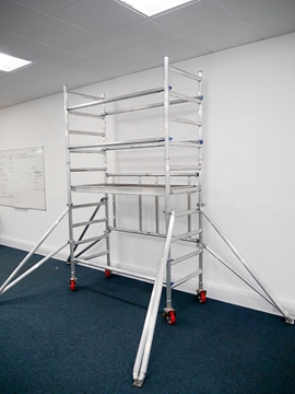 2.4m Two Man Mini Room Tower Scaffold Manufacturers 