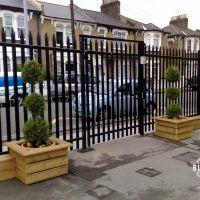 Quality Metal Fencing Fabrication In London