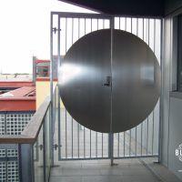 Bespoke Manual Metal Gates And Railings Services