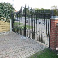 Bespoke Metal Gates Fabrication In London