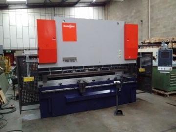 Used Hydraulic Downstroker With Cybelec DNC8805 Control