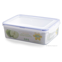 2.6 Litre Rectangular Plastic Food Container With Clip Lid