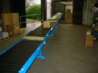 Telescopic Gravity Roller Conveyor