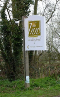 Public House Sign Makers In Crawley