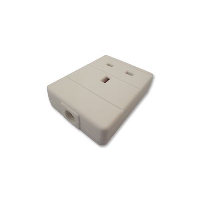 UK Socket - 13amp - Rewireable - White