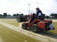 Synthetic Sports Surface Infill Level Adjustment