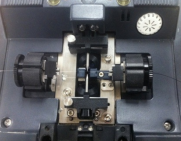 Agiltron Polarisation Maintaining Fibre Splicer