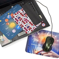 2-IN-1 SCREEN CLEANER & MOUSEMAT.