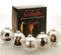 BESPOKE GLASS PROMOTIONAL BAUBLE SET.