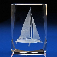 CRYSTAL GLASS SAILING PAPERWEIGHT OR AWARD.