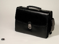 LEATHER BRIEFCASE.