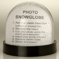 PHOTOGLOBE SNOW GLOBE SHAKER SNOW DOME SHAKER PAPERWEIGHT.