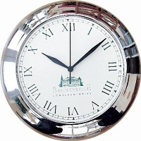 ROUND METAL WALL CLOCK in Chrome Finish.