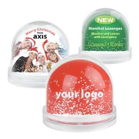 SNOW GLOBE SHAKER.