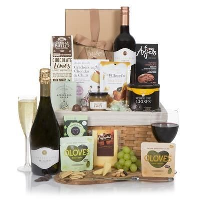 Luxury Food & Wine Gift Basket 75Cl Cortefresca Prosecco,75Cl Cortefresca Merlot 2017,Yorkshire Cris