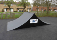 Spine Ramp Skatepark Equipment For Local Parks