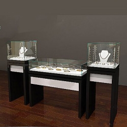 UK Supplier Of jewellery Display Cases